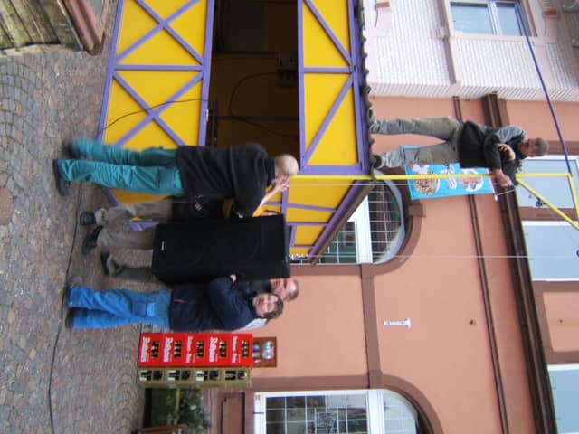 Hüttenaufbau — Narrenzunft Zell am Harmersbach 2006