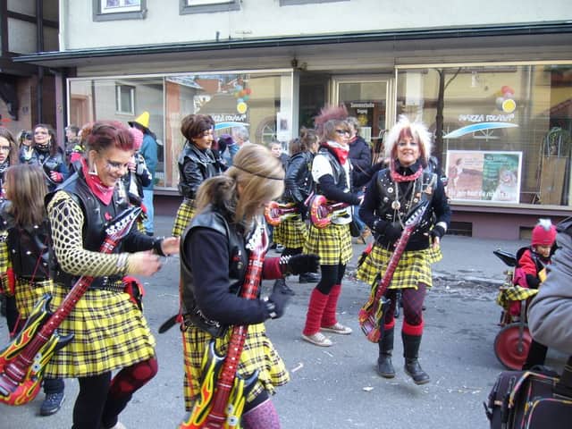 Fasend Umzug Dienstag — Narrenzunft Zell am Harmersbach 2010