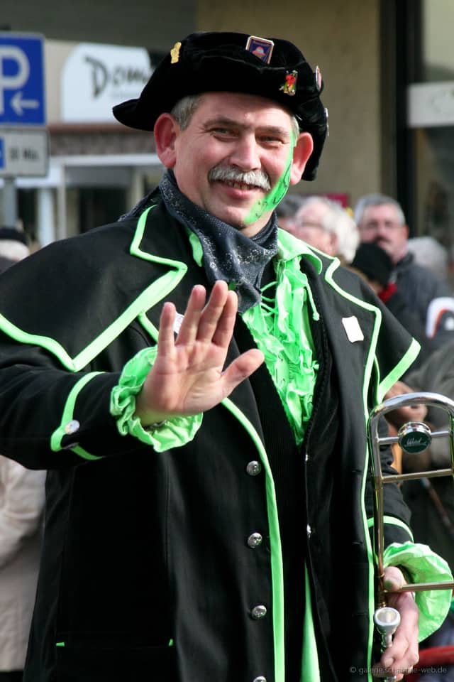 Fasend Umzug Dienstag — Narrenzunft Zell am Harmersbach 2010