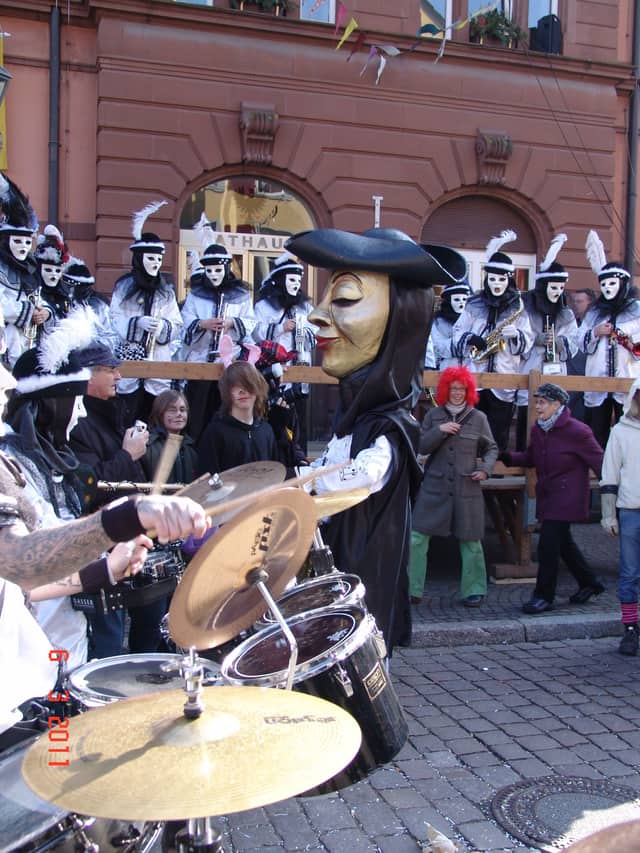 Fasend Umzug Sonntag — Narrenzunft Zell am Harmersbach 2011
